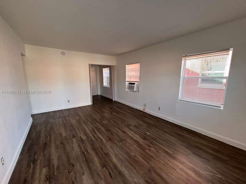 Photo - 2316 Madison St Unidad 5