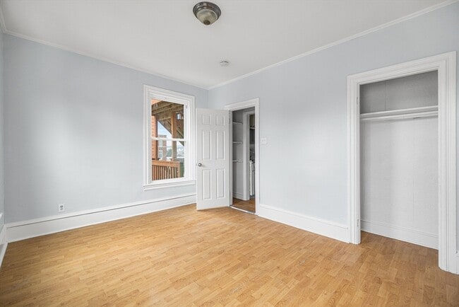 Photo - 10 Sycamore St Unit 2