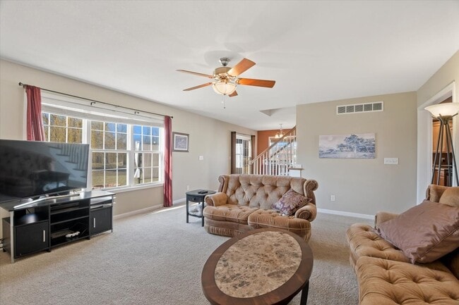 Photo - 705 Bergamot Dr