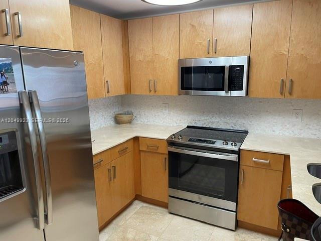 Building Photo - 10 Aragon Ave Unit 1113