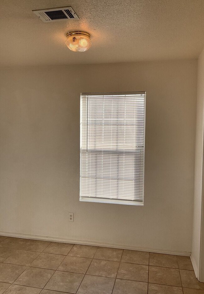 Photo - COMING SOON! Unidad 4601 Hudson Drive - A