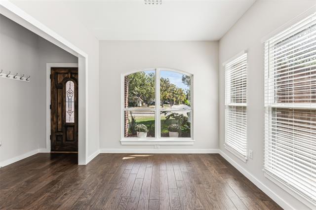 Photo - 13105 Holbrook Dr