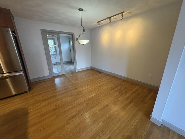 41 Raechel Rd