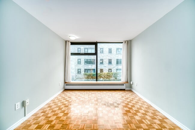 Photo - 1545-1545 Oxford St Unit 43