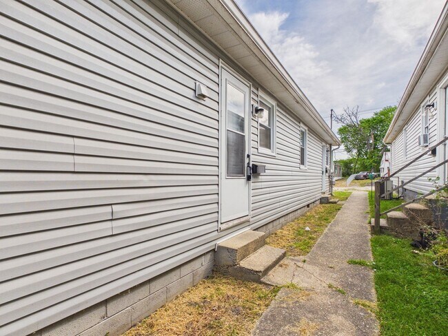 Photo - 838 S Jones St Unit B