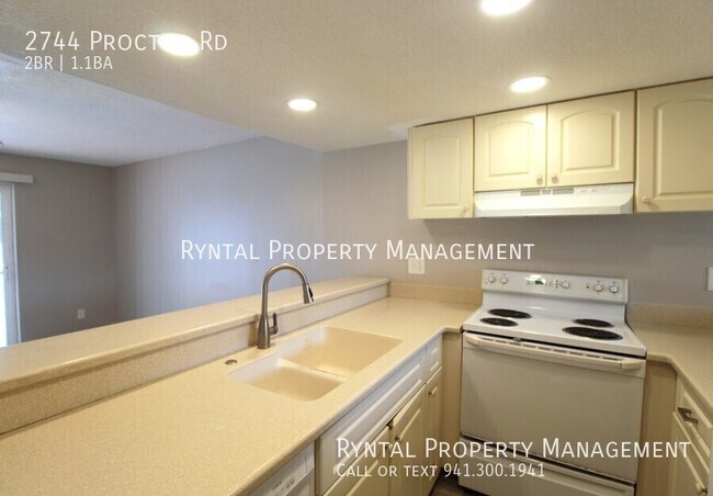 Photo - 2744 Proctor Rd