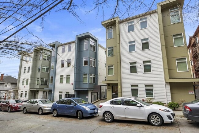 Photo - Radian Apartments