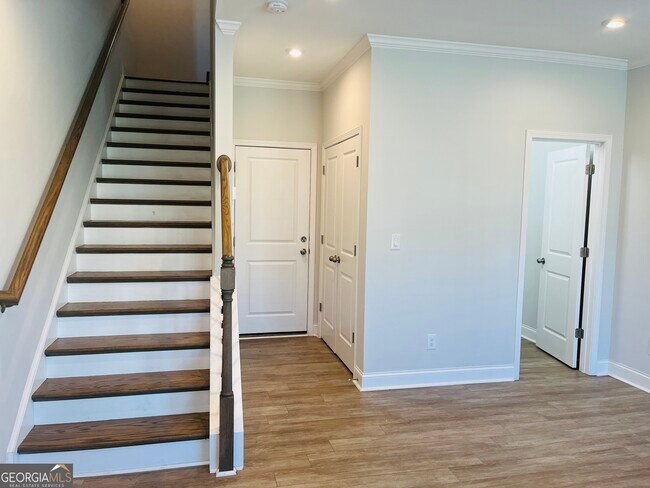 Photo - 2638 Creekside Dr NW