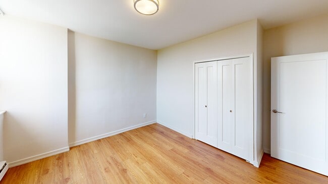 Somerset Place Apartments