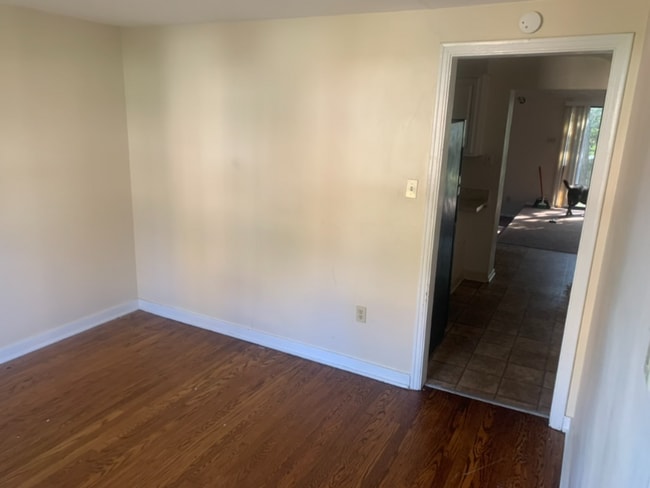 Photo - 8616 Oakcrest Rd