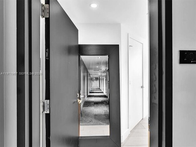 Building Photo - 121 NE 34th St Unit 121 NE 34th St  2016