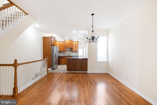 Photo - 3987 Terrace St