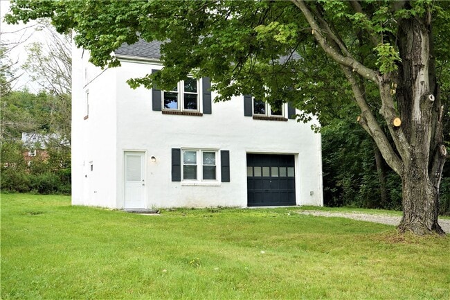 218 Airport Rd