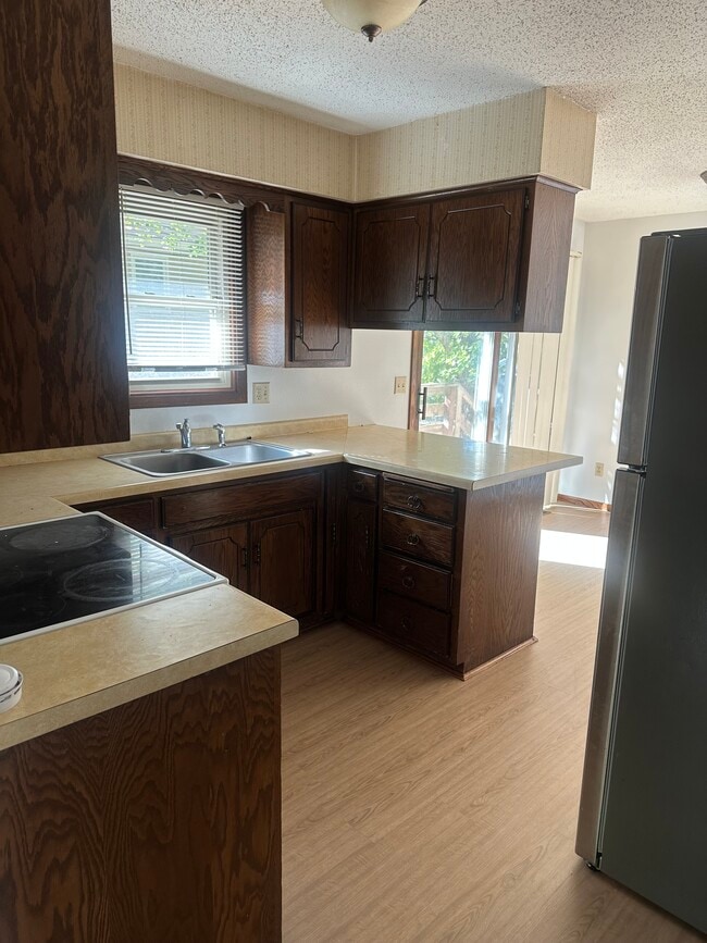 Photo - 137 35th Ave N