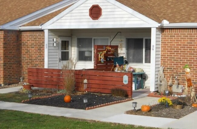 Photo - 800 Indiana Ave