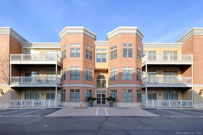 Building Photo - 100 Stone Ridge Way Unit APT 1H