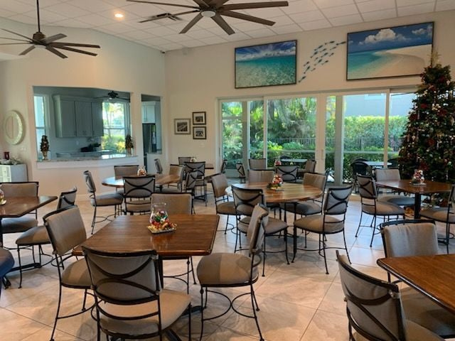 Photo - 306 Emerald Bay Cir Unidad J5