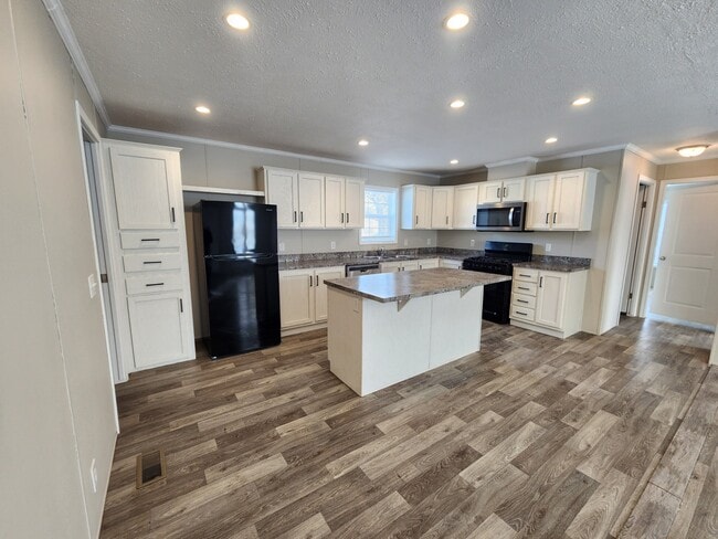 Photo - 3726 Birch St