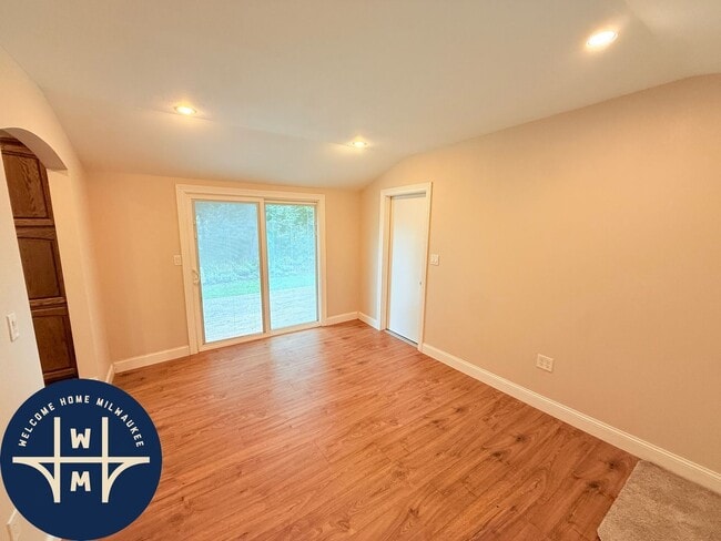 Photo - 12400 Elmhurst Pkwy
