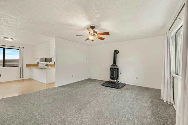 24 Jaxson Dr
