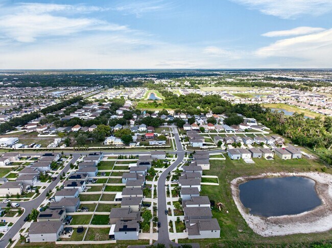 Photo - 4BR For Rent - Riverview