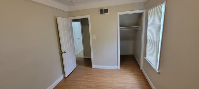 Photo - 7276 Orchard Ave