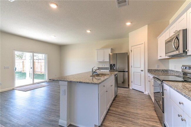 Photo - 19507 Cloudy Bay Dr