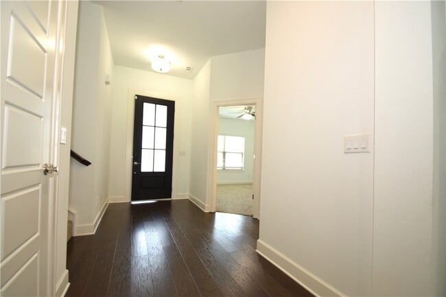 Photo - 4203 SW Bermuda Ave