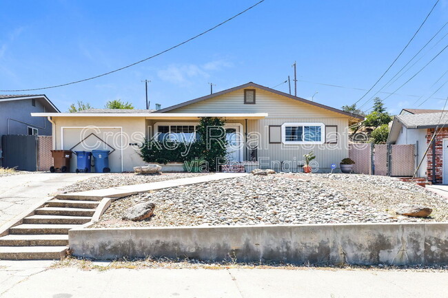 Building Photo - 322 Sweeney Rd