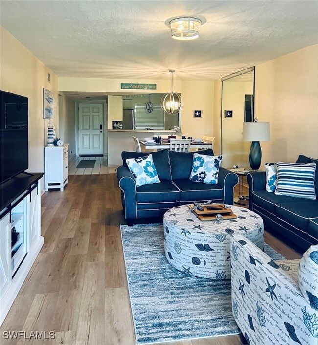 Building Photo - 340 Horse Creek Dr Unit 107