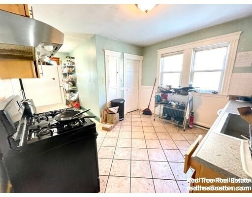 Photo - 219 N Harvard St Unit 221