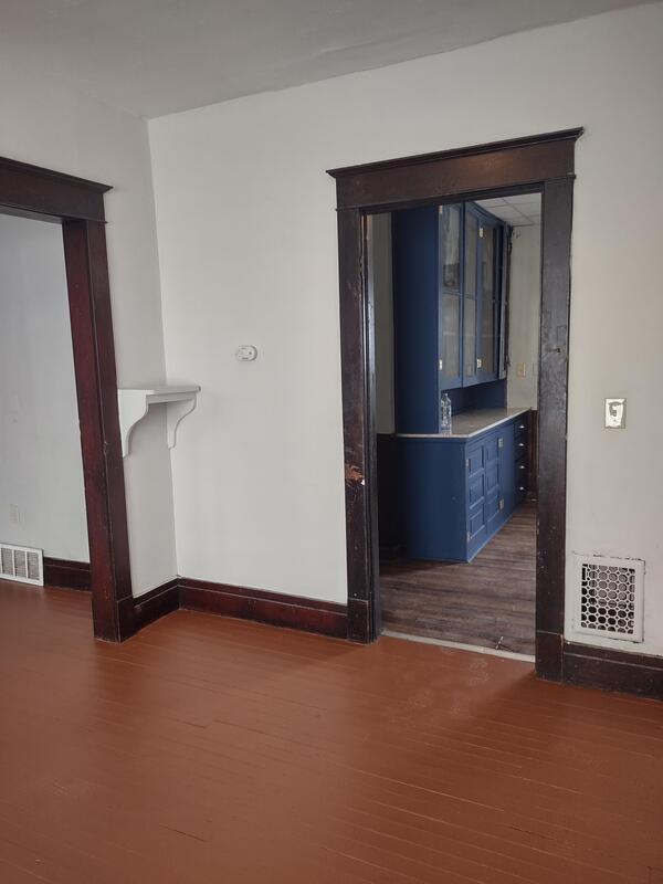 Photo - 1943 Niagara St Unit 2