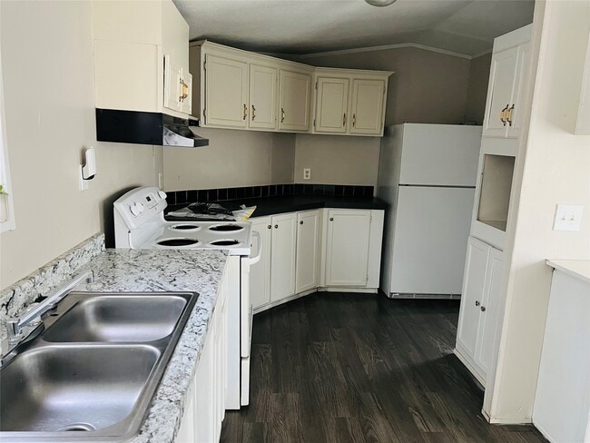 Photo - 25083 Billy Lee Dr