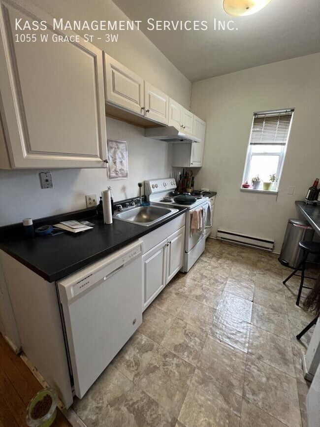 Photo - 1055 W Grace St Unit 3W