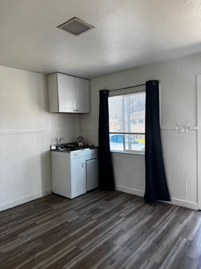 Photo - 3298 Del Monte Blvd Unidad 4