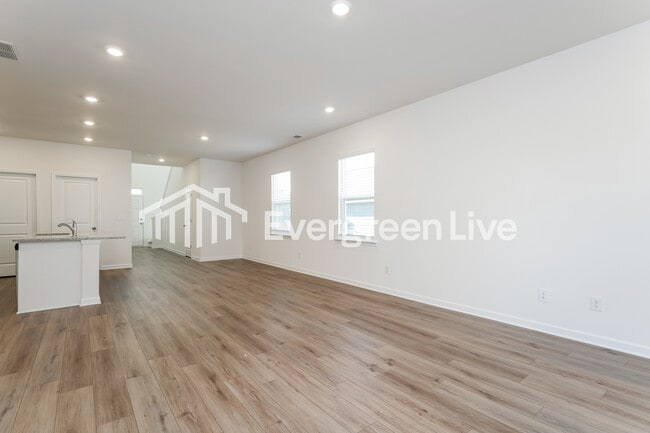 Photo - 1813 Holmsey Cir