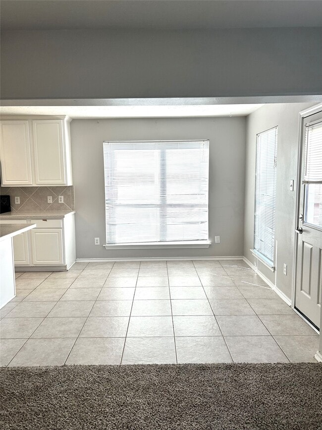 Building Photo - 19923 Malletia Dr