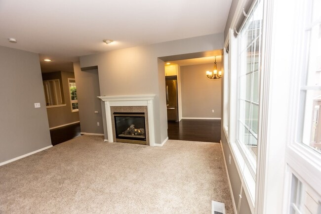Photo - Beautiful 2 Bed 2.5 Bath Townhome in Kent
