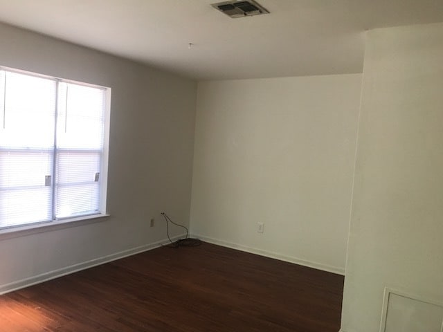 Photo - Bryan - 1 bedroom / 1 bath / 4plex