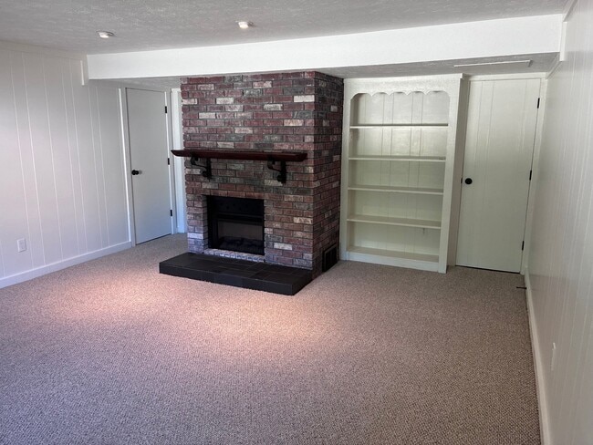 Photo - 4524 Camelot Cir