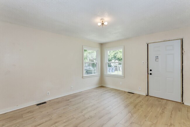 Photo - 1802 N Market St Unit 1