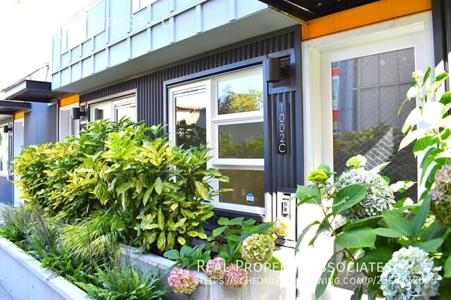 1002 NE 112th St