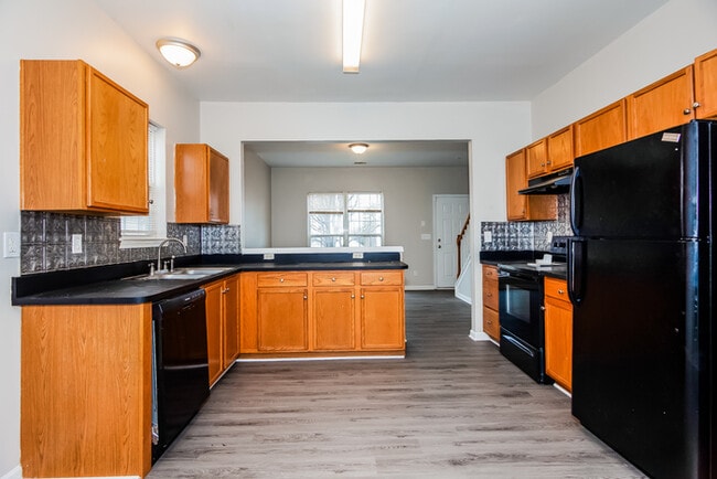 Photo - 1227 Joannas Ct