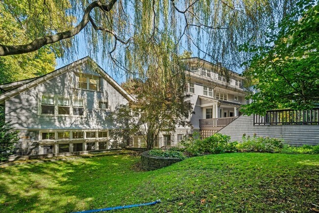 Photo - 29 Merrill Rd