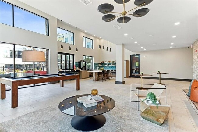 Photo - 125 Milton Ave SE