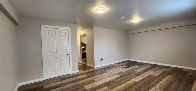 1250 NW 29th St