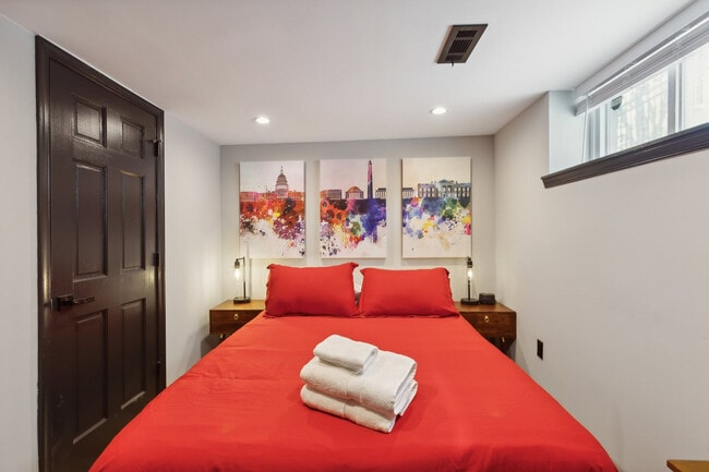 Photo - 409 O St NW Unit SI ID1018321P