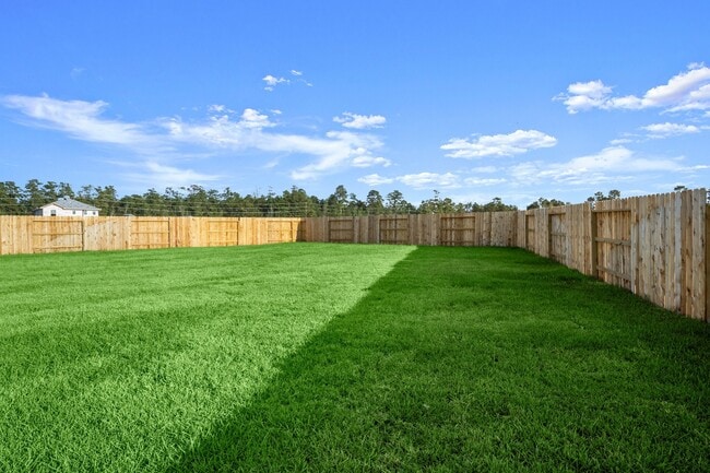 Building Photo - 16529 Breezy Knl Ct