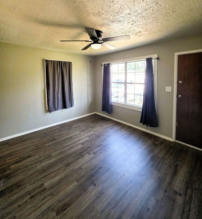 Photo - Charming 3-Bedroom Del City Home with a Spacious Backyard