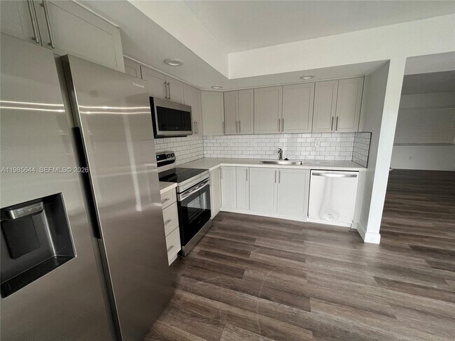 Photo - 8635 NW 8th St Unit 211